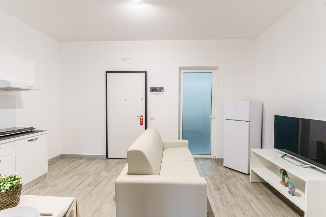 Aparthotel Le Marine Bisceglie Exterior foto